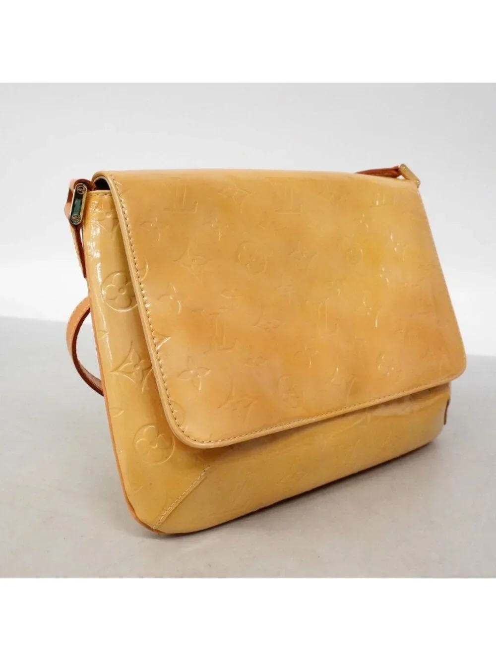 Louis Vuitton Shoulder Bag Vernis Thompson Street Beige